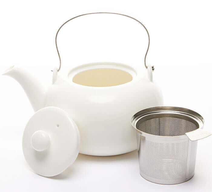 Stainless steel infuser for Satin Teapot, replacement part for brewing loose leaf tea. Teapot and lid not included.